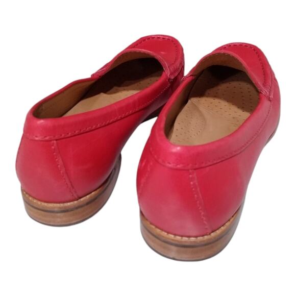 Copied - [H198] Driver Club USA Red Loafers, Women's Size 7 - Picture 3 of 7